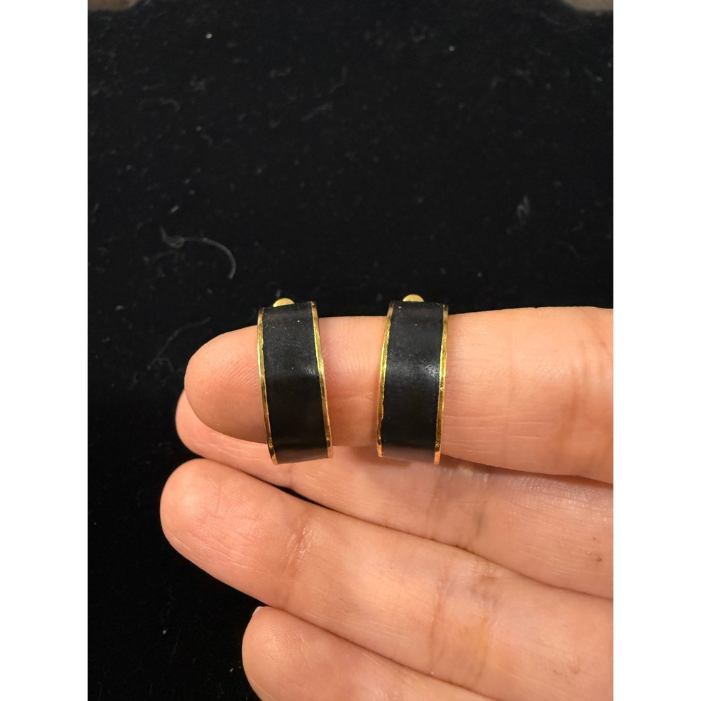 Vintage Monet Gold Tone Black Inlay‎ Wide Band Hoop Earrings Patent 243.252